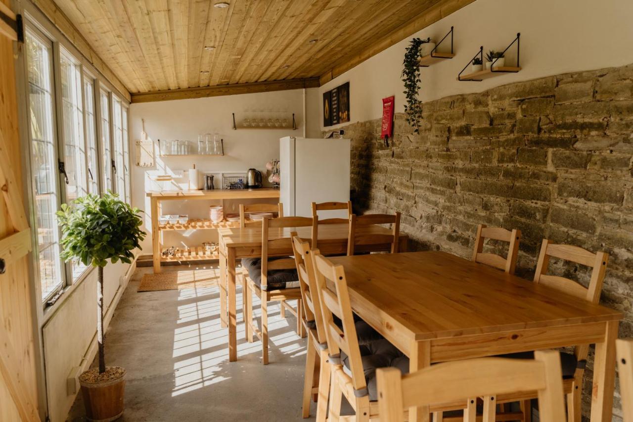 Little England Retreats - Cottage, Yurt And Shepherd Huts Othery Exterior foto