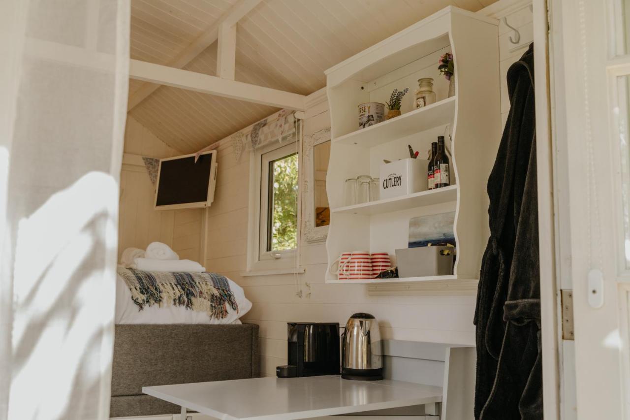 Little England Retreats - Cottage, Yurt And Shepherd Huts Othery Exterior foto