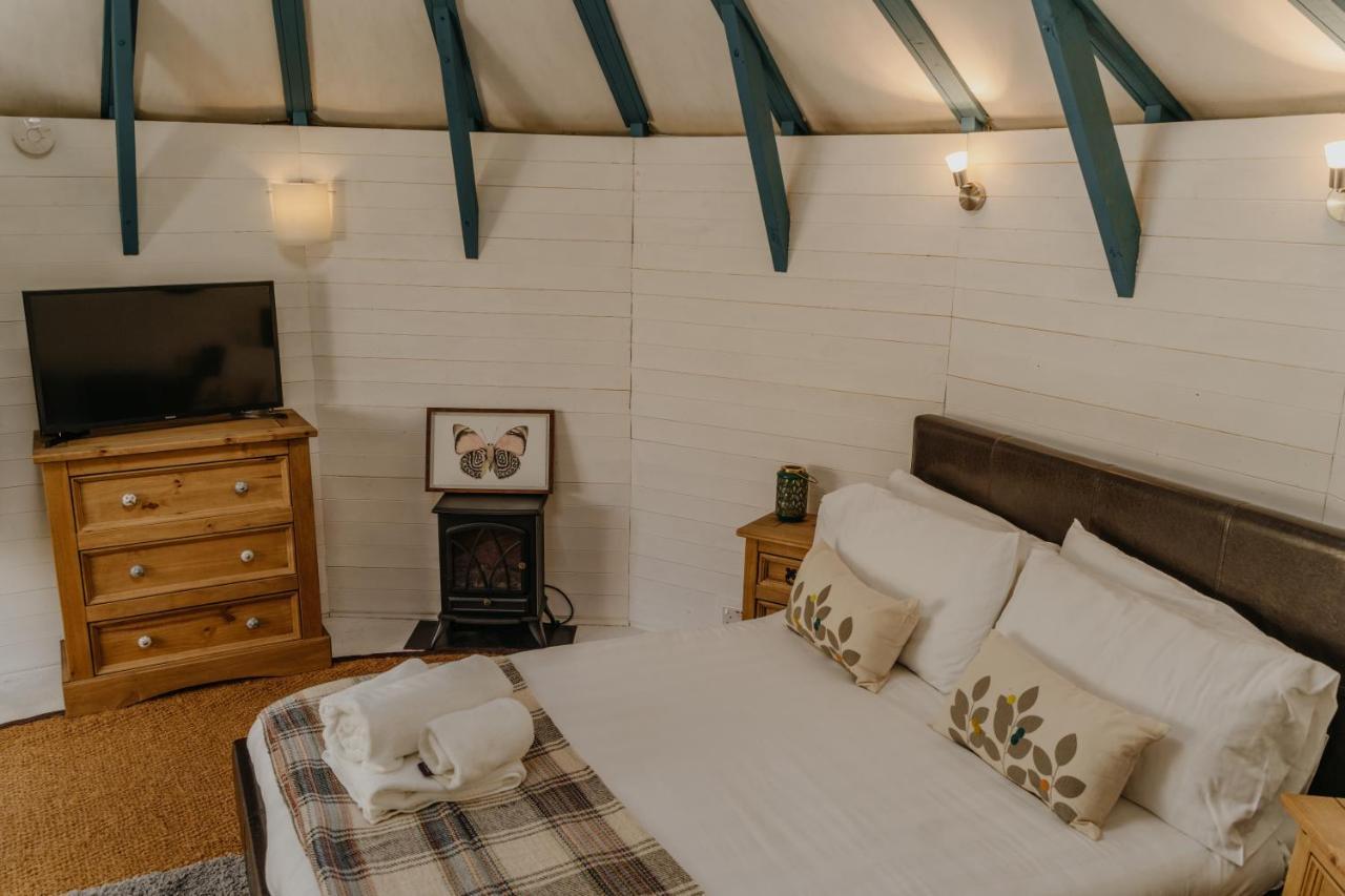 Little England Retreats - Cottage, Yurt And Shepherd Huts Othery Exterior foto