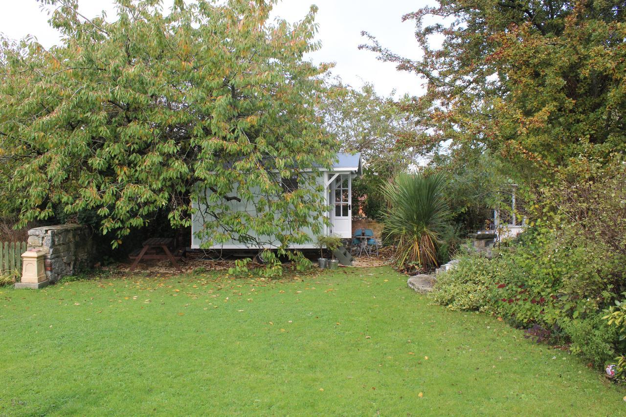 Little England Retreats - Cottage, Yurt And Shepherd Huts Othery Exterior foto